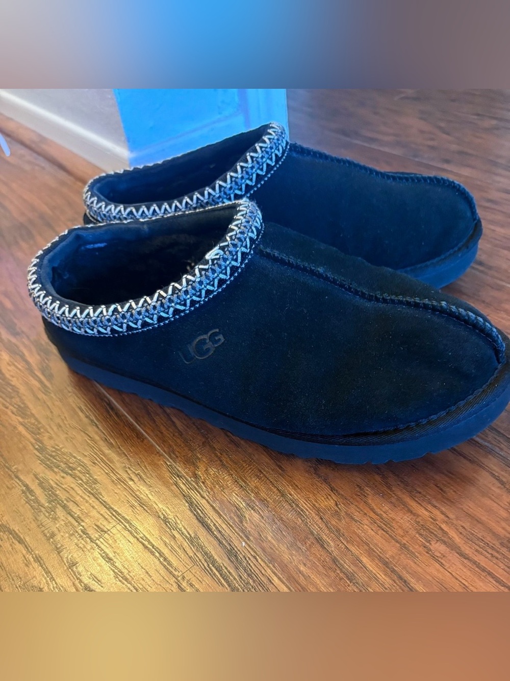 UGG Tasman II Black Slip-On Shearling Clog - Picture 3 of 6